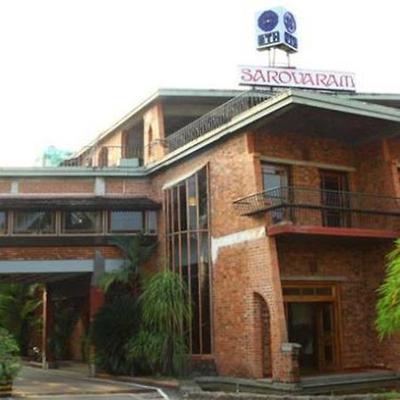 Bth Sarovaram Kochi Exterior photo