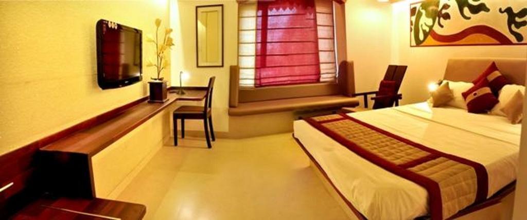 Bth Sarovaram Kochi Exterior photo