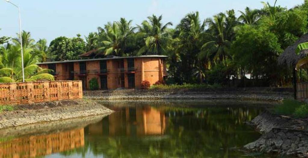 Bth Sarovaram Kochi Exterior photo